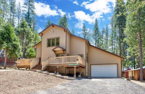 North Wawona Casa | Yosemite Base Camp- Updated cabin INSIDE Yosemite!