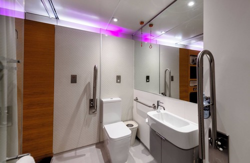 Gatwick Hotel | YotelAIR London Gatwick