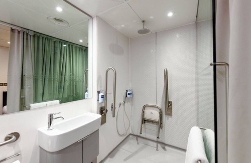 Gatwick Hotel | YotelAIR London Gatwick