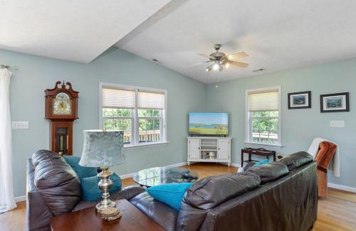 Emerald Isle Casa | You, Me and The Sea