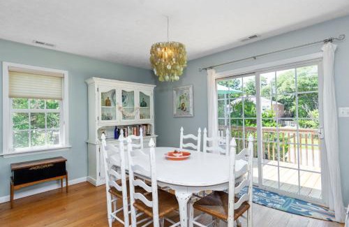 Emerald Isle Casa | You, Me and The Sea