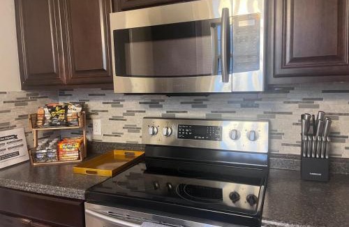 Crestline Heights Casa | You Second Home In Birmingham!