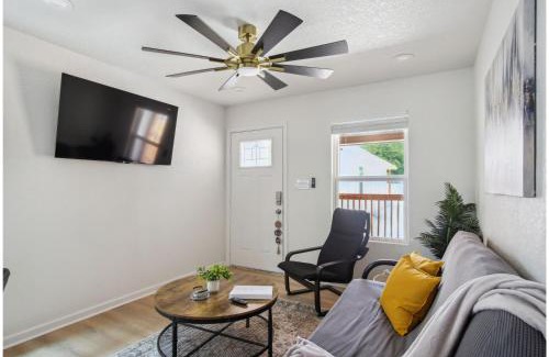 Denver Heights Casa | Your Amazing 3BR2BA Downtown Delight