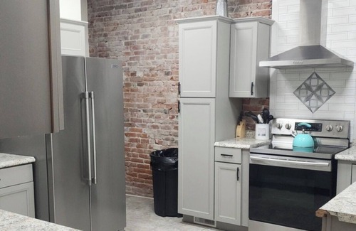 Alton Casa | Your Boutique Hotel with Venue Plus Bedrooms!