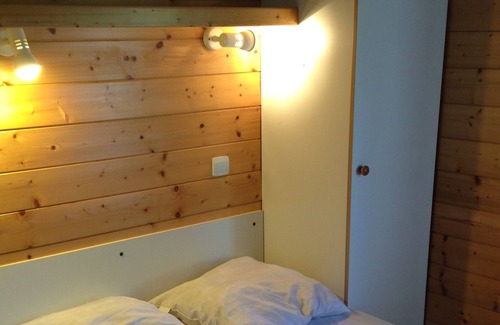 Lissac-sur-Couze Cabina | YOUR CHALET IN THE GREEN COUNTRY - 1