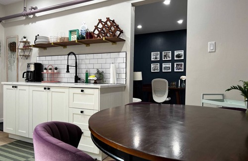 Downtown Apartamento | Your Cozy Harbor at Ports on Portland