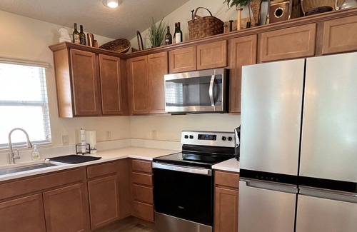 Fruitland Park Villa | Your Dream Vacation Starts HERE!! Amazing 3/2 villa w/Golf Cart, BBQ & WiFi!