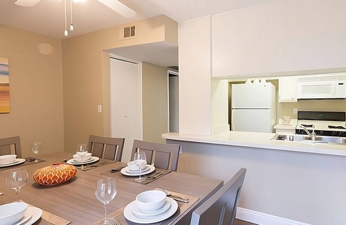 Indio Hotel | Your Getaway to California | 4 Units | Pool | Free Parking