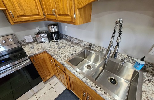 Green Bay Casa | Gran opción para los viajeros de negocios y deportistas de GB Unidad dúplex de 3 dormitorios, 1. 5 baños