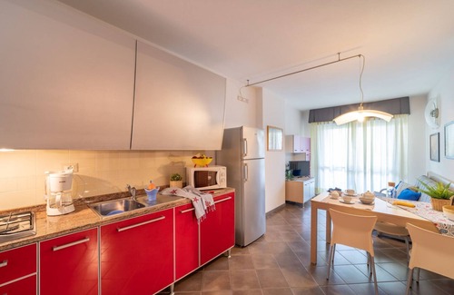 Bibione Pineda Apartamento | Tu escapada de vacaciones: Apartamento moderno con acceso a la piscina