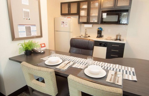 Anaheim Resort Complejo | Your Home Away From Home! 2 Classy Units, Near Great Wolf Lodge Water Park