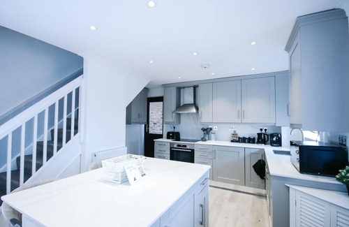 Broxbourne Casa | Your perfect holiday home | modern, spacious and comfy