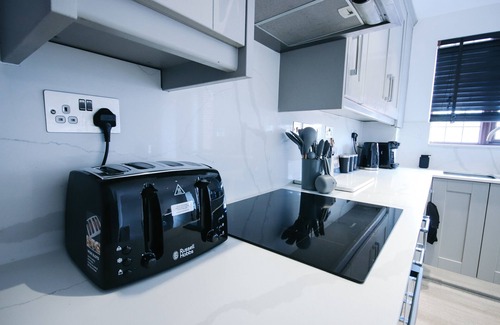Broxbourne Casa | Your perfect holiday home | modern, spacious and comfy