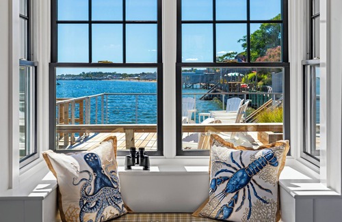 Provincetown Casa | Your Provincetown beach escape. Steps from the sand with panoramic baysea views.