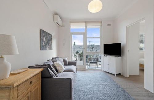 Balmain Apartamento | Your Stylish Balmain Retreat