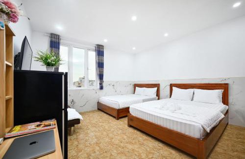 Tan Binh Hotel | Yoyo Airport Saigon Hotel