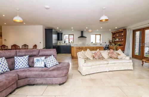 Penmon Cabaña | Yr Hen Dairy