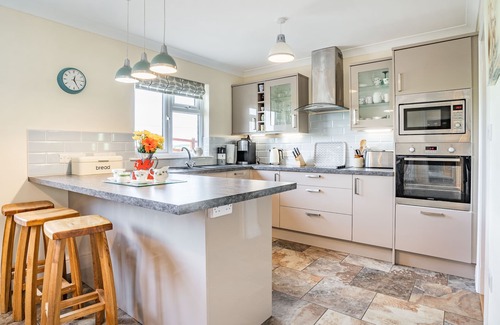 Llanedy Cabaña | Año Hen Ffald, PONTARDDULAIS