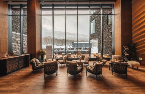Akaigawa Apartamento | Yu Kiroro, Ski-in Ski-out Luxury Residences