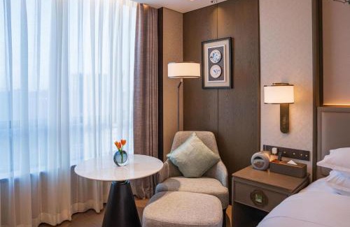 Yuexiu Hotel | Yuexiu Hotel Guangzhou, Curio Collection by Hilton