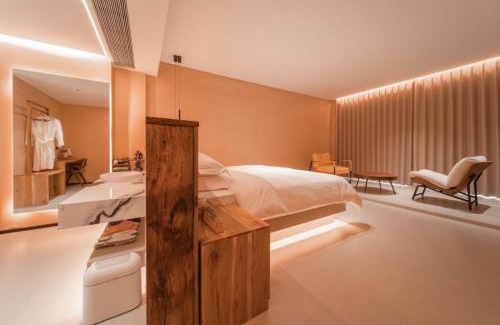 Wulingyuan Casa | Yunmanshanju Homestay -Zhangjiajie National Forest Park Branch - Free pick-up and drop-off service at the south gate of the Forest park is provided