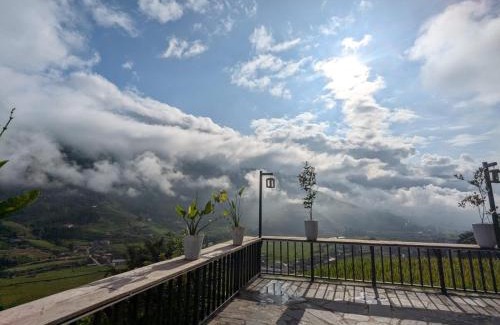 Sa Pa Casa | ZaaZaa Homestay & Trekking