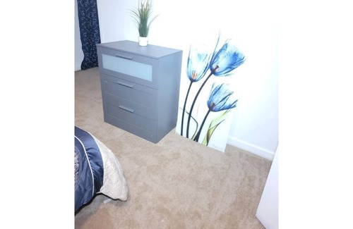 Ferguson Apartamento | Zaire's Clubhouse private guest suite for two.