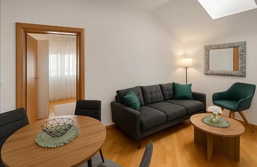 Mostar Apartamento | ZARA apartment- Near the Old town , 3 ACs , Free Parking, Peaceful