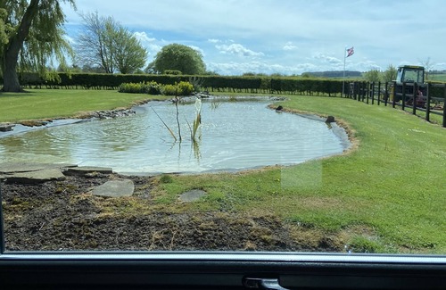 North Wheatley Cabina | Zara’s retreat