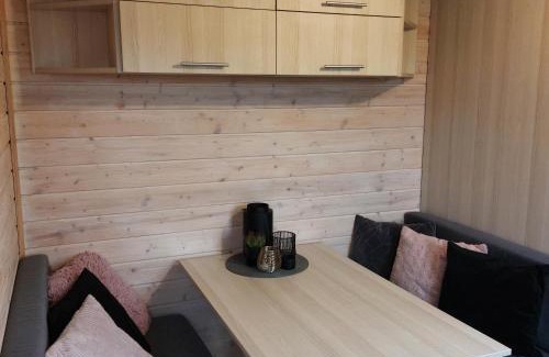Municipality of Veere Chalet De Esquí | zeeuwse chalet voor 2 personen
