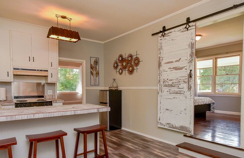 Kings Grant Casa | Zen 2 Hideaway With Hot Tube Between Downtown and the Beach