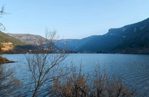 Nantua Apartamento | Zen Home - appartement jusqu'à 4 voyageurs
