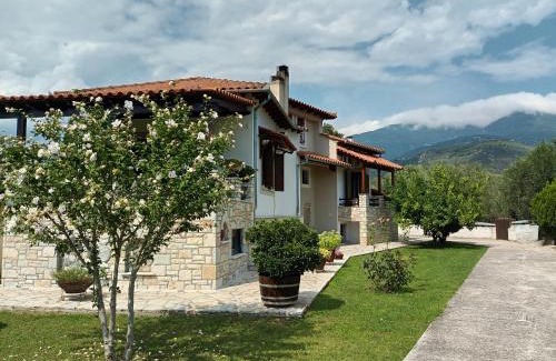 Ano Lechonia Casa | ZENIA Pelion garden house