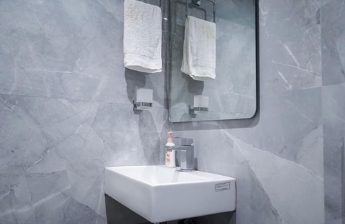 Powai Apartamento | Zenith Homes - Powai Suites