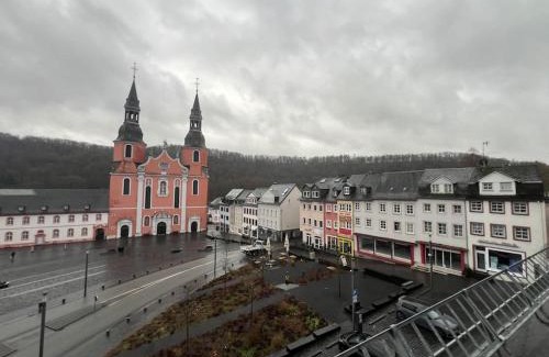 Pruem Apartamento | Zentrale große Wohnung in Prüm für erholsamen Urlaub