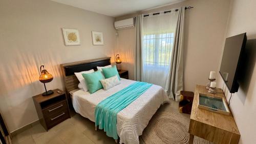 Grand Gaube Casa | Zephyr House 3BR Pool, Rooftop & Ocean View