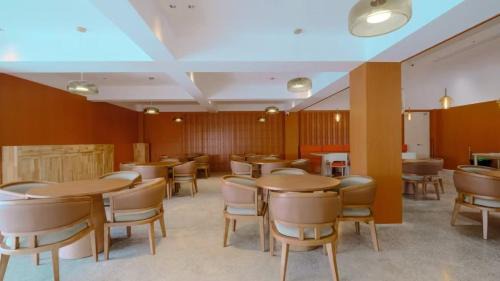 Zhangjiajie Hotel | Zhangjiajie Valley Secret Resort