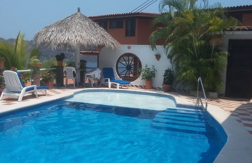 Almacén Condominio | Zi Casa overlooking the beaches and bay
