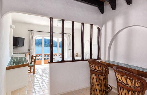Almacén Complejo | Zihuatanejo Resort 1bdr Penthouse