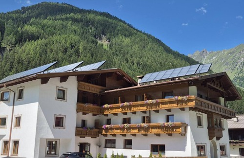Sankt Leonhard im Pitztal Apartamento | Zimmer C - Hotel Pension Haid
