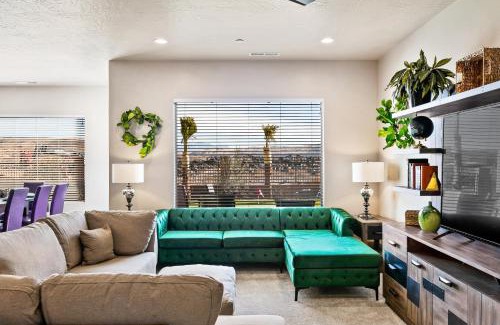 Hurricane Casa | Zion Village Elements Earth