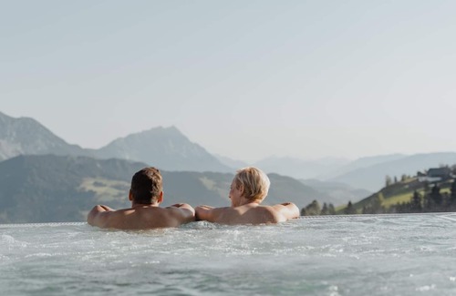 Haus Casa | "Zirbe Natur" - double room with shower, WC (4 - 6 nights) - Nature and wellness hotel