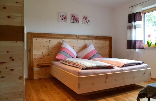 Eckersdorf Apartamento | Zirbenholzwohnung Lochau