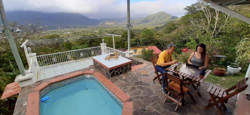 El Valle de Anton Casa | Ziruma