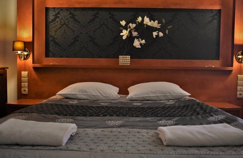 Bialoleka Hotel | Zlote Deby Hotel