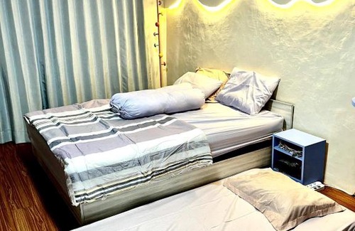 Ngamprah Casa | ZonaBobo Retro Blue Moslem Friendly By Belgareti