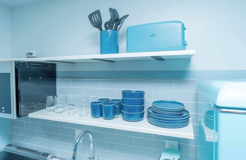 East Market District Apartamento | Zonder – Introspective Escape in Louisville’s Trendy NULU