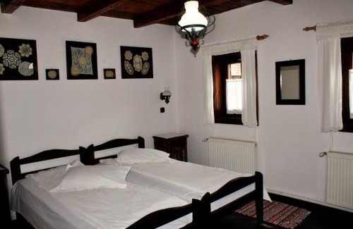 Praid Casa | Zsuzsanna Paraszthaz