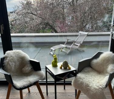 Muengersdorf Apartamento | Zum EM Stadion zu Fuß - Luxus im Grünen