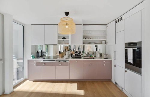 Hottingen Apartamento | Zurich Flat: Central & Lake Convenience